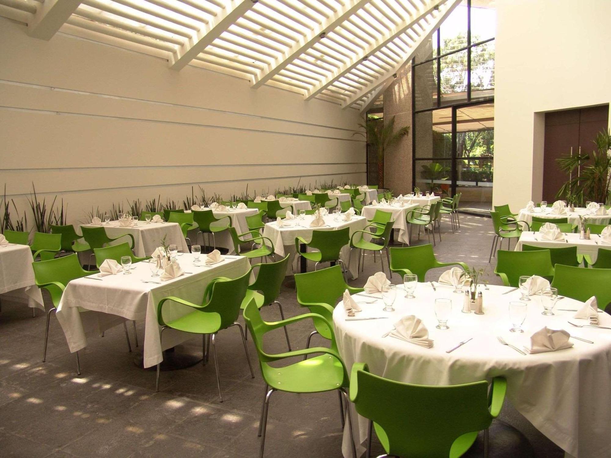 Radisson Paraiso Hotel Mexico-stad Buitenkant foto Restaurant