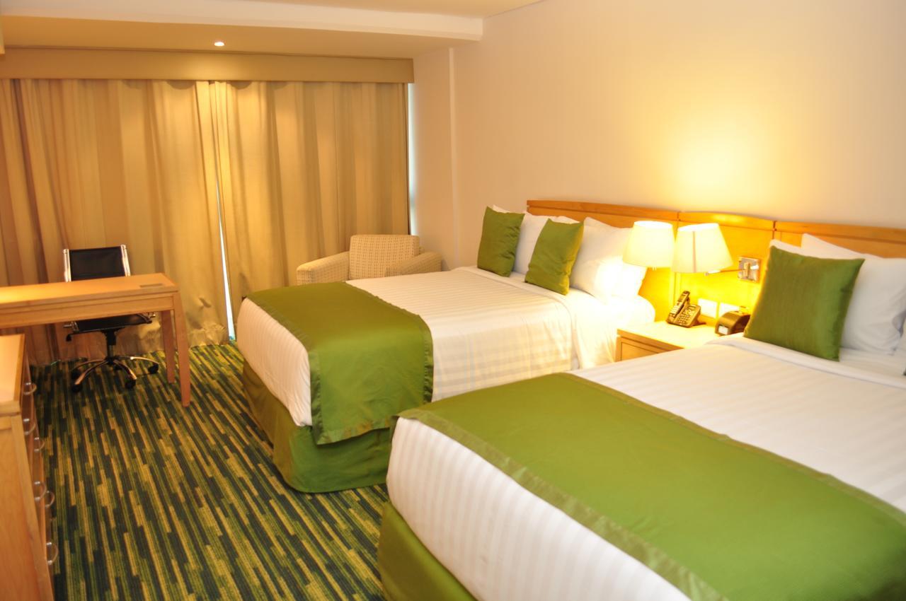 Radisson Paraiso Hotel Mexico-stad Buitenkant foto A room at the hotel